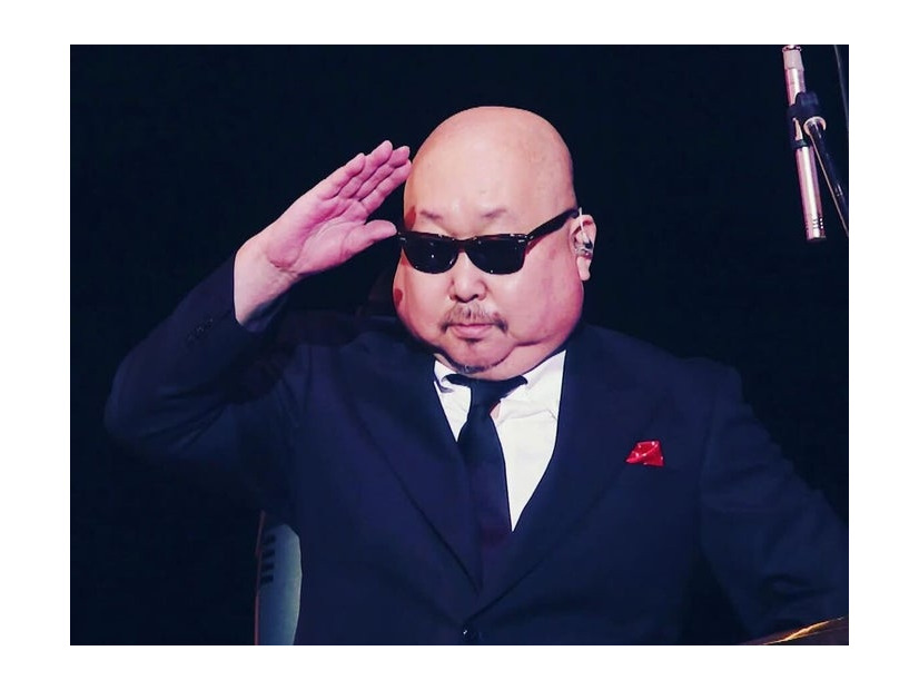 廣石惠一さん／クレイジーケンバンドInstagramより