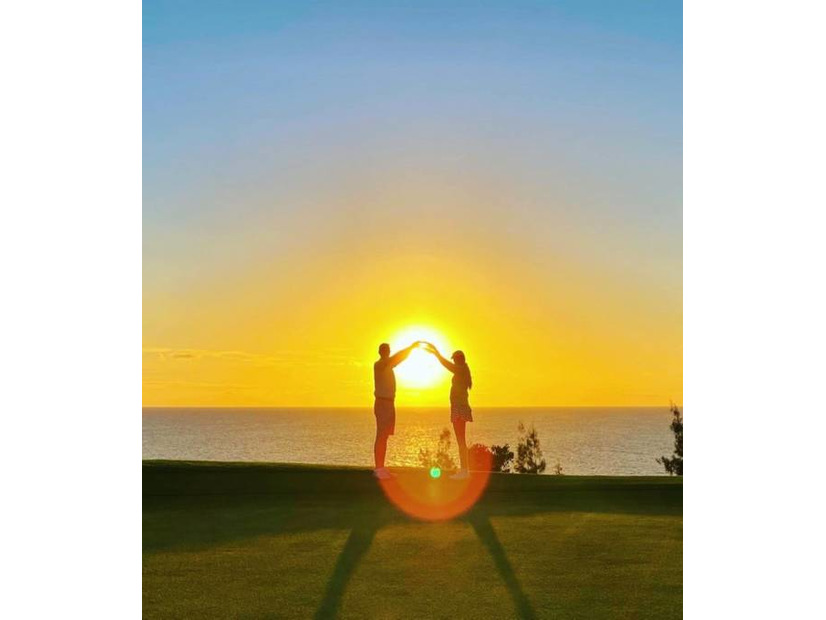 アンミカ、愛する夫との結婚式記念日を報告！神秘的なシルエットSHOT公開「このご縁に心から感謝です」