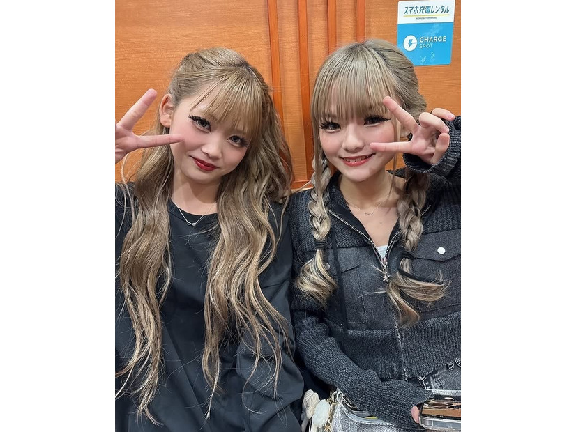 （左から）らら・りゅあ／りゅあInstagramより
