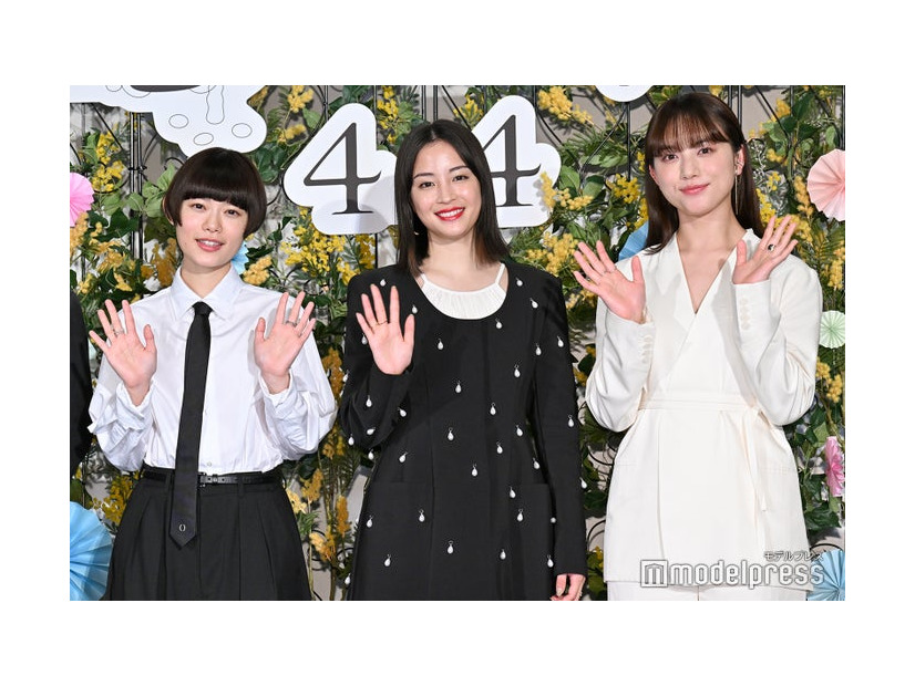 「片思い世界」公開直前イベントに出席した杉咲花、広瀬すず、清原果耶（C）モデルプレス