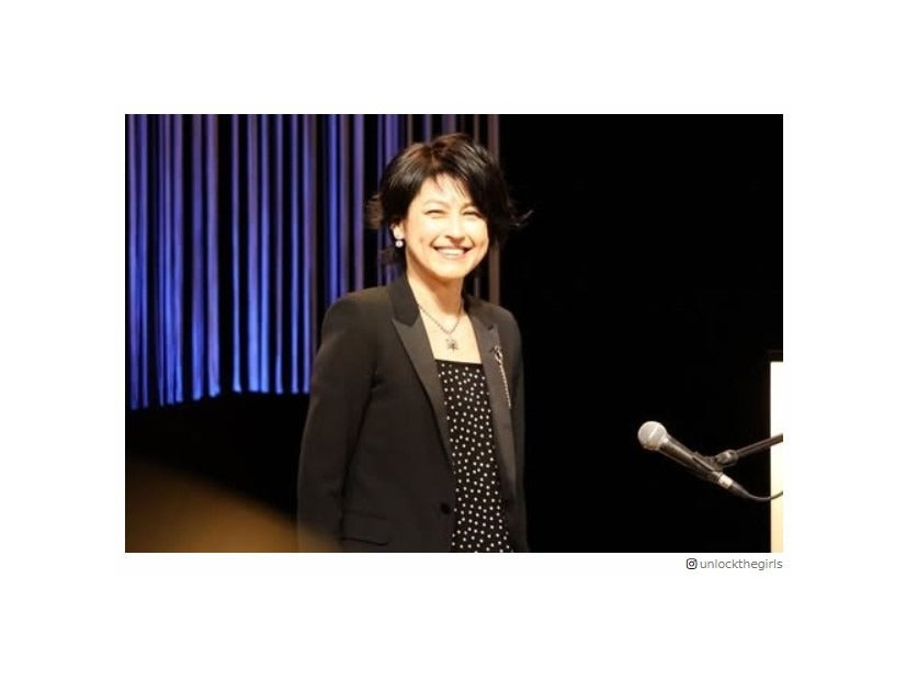岸谷香Instagramより