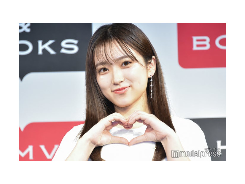 「矢吹奈子 2025.4-2026.3カレンダー」発売記念イベントに出席した矢吹奈子（C）モデルプレス