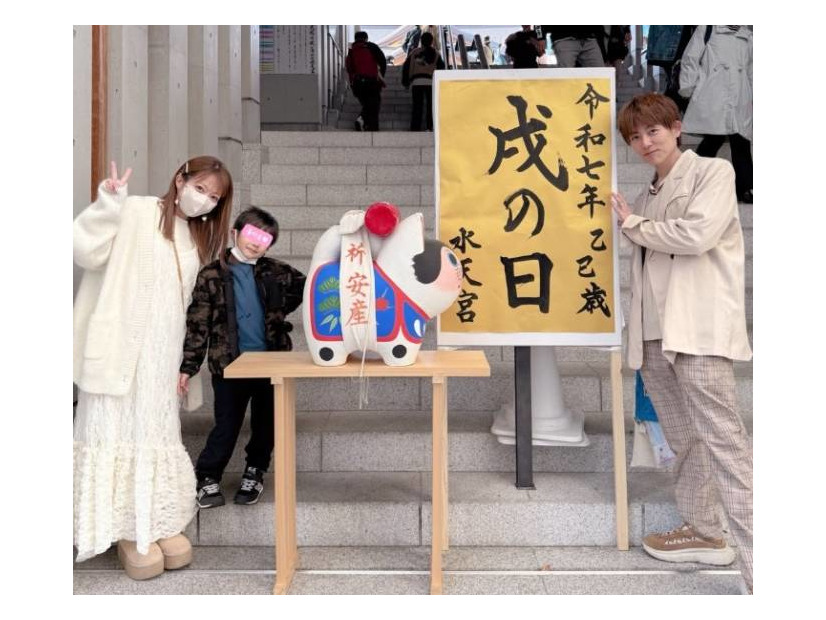 第5子妊娠中の辻希美、安産祈願へ！杉浦太陽＆三男との笑顔SHOTを公開「無事にここまで来れて良かった」