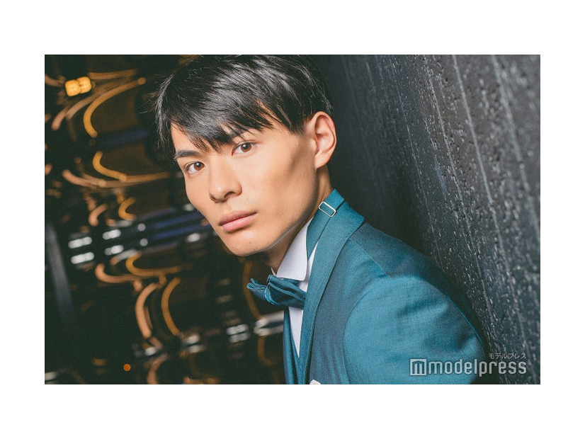 モデルプレスのインタビューに応じ村山恵斗さん（C）モデルプレス