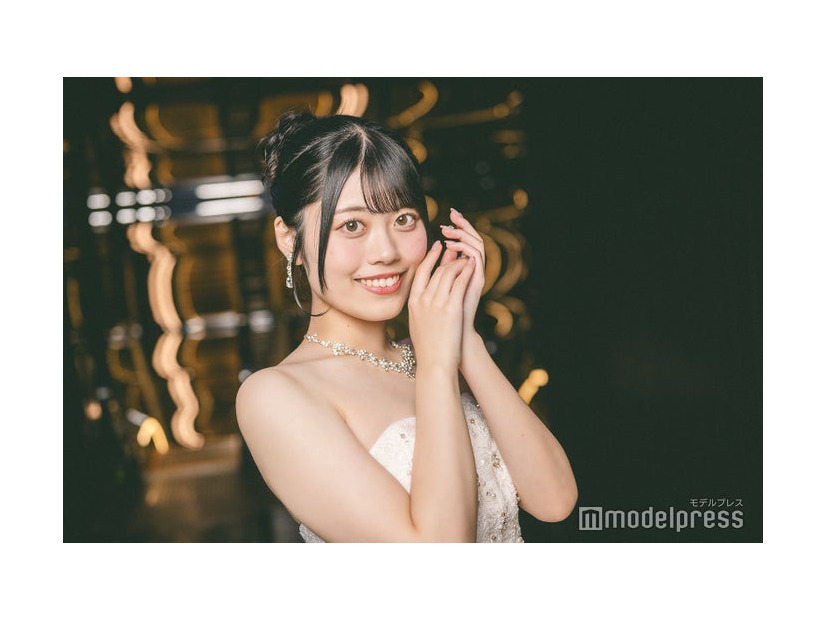 モデルプレスのインタビューに応じた堤彩乃さん（C）モデルプレス