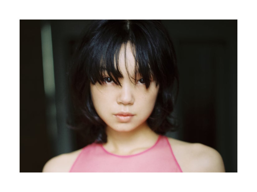 古川琴音 写真集「CHIPIE」先行カット（C）松岡一哲 ／講談社