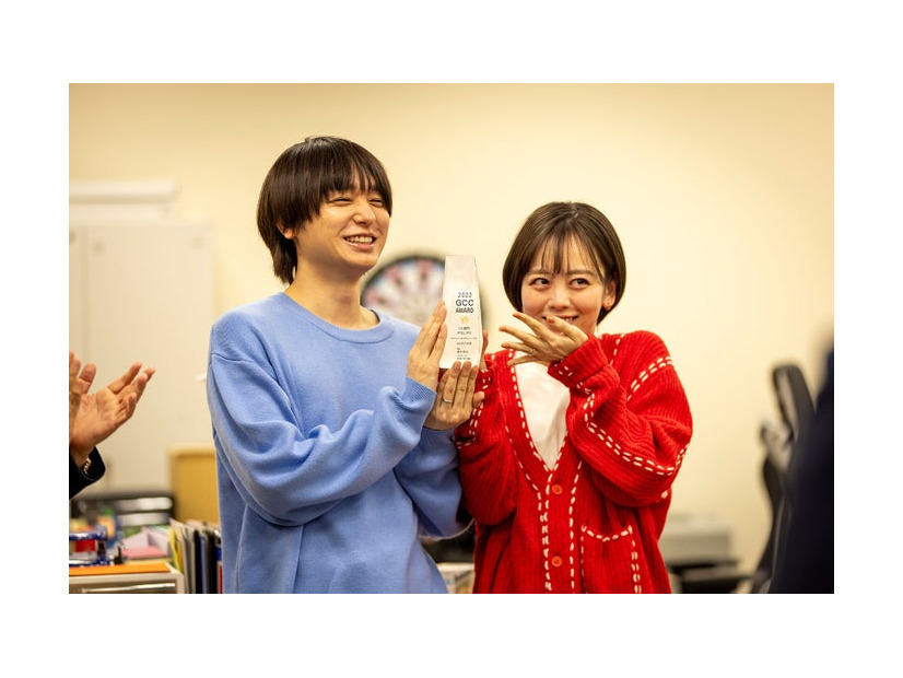 伊野尾慧、伊原六花「パラレル夫婦 死んだ“僕と妻”の真実」第2話（C）カンテレ