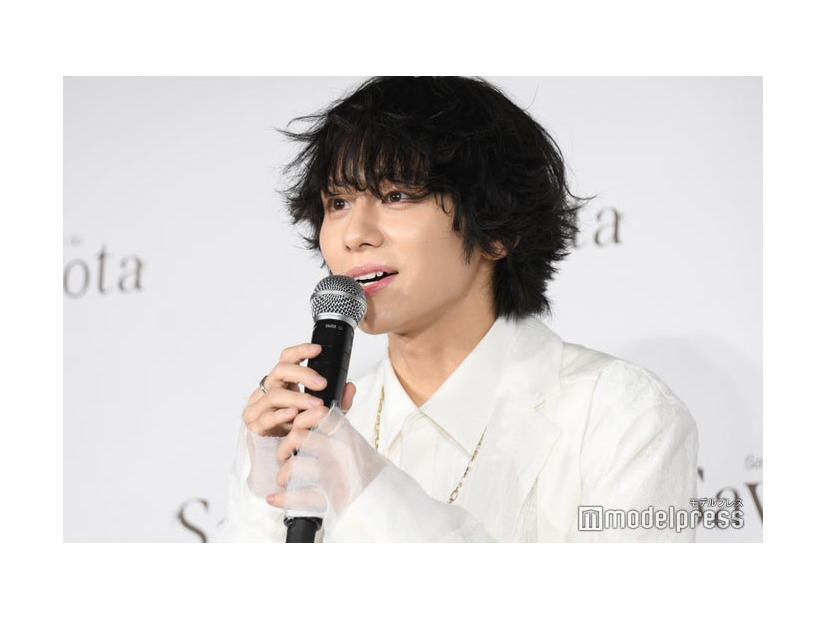 発表会に出席した山下幸輝（C）モデルプレス