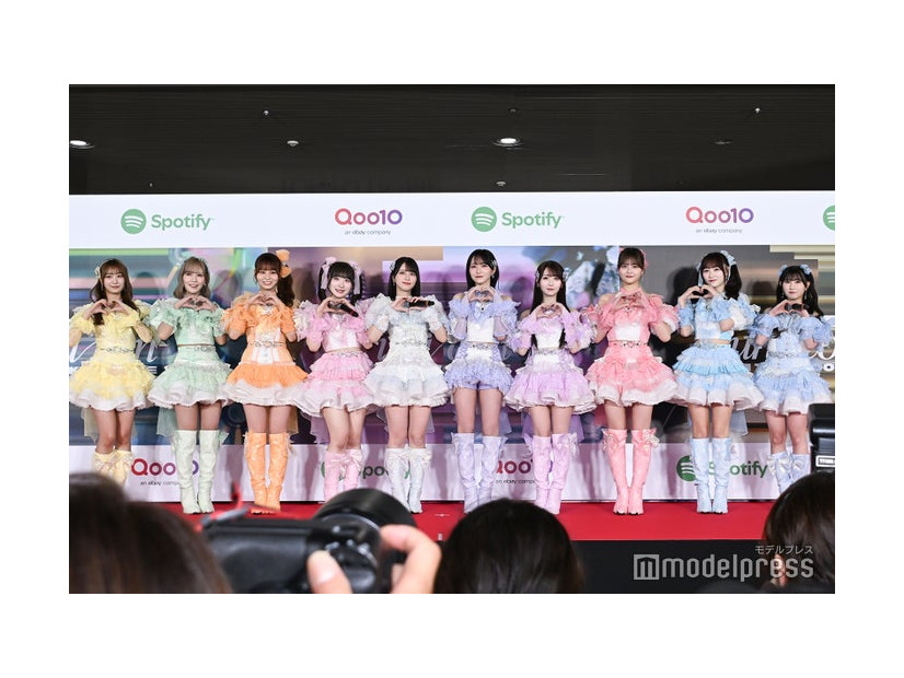 ＝LOVE／瀧脇笙古、諸橋沙夏、大場花菜、齋藤樹愛羅、佐々木舞香、野口衣織、大谷映美里、高松瞳、音嶋莉沙、山本杏奈（C）モデルプレス