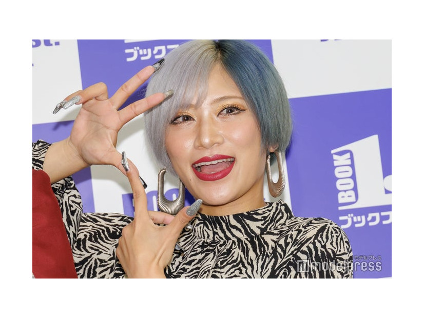 ショートヘアの信子（C）モデルプレス