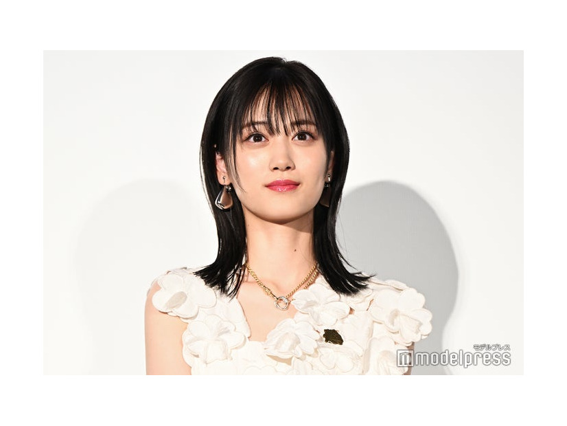 「名探偵コナン 隻眼の残像」公開記念舞台挨拶に出席した山下美月（C）モデルプレス