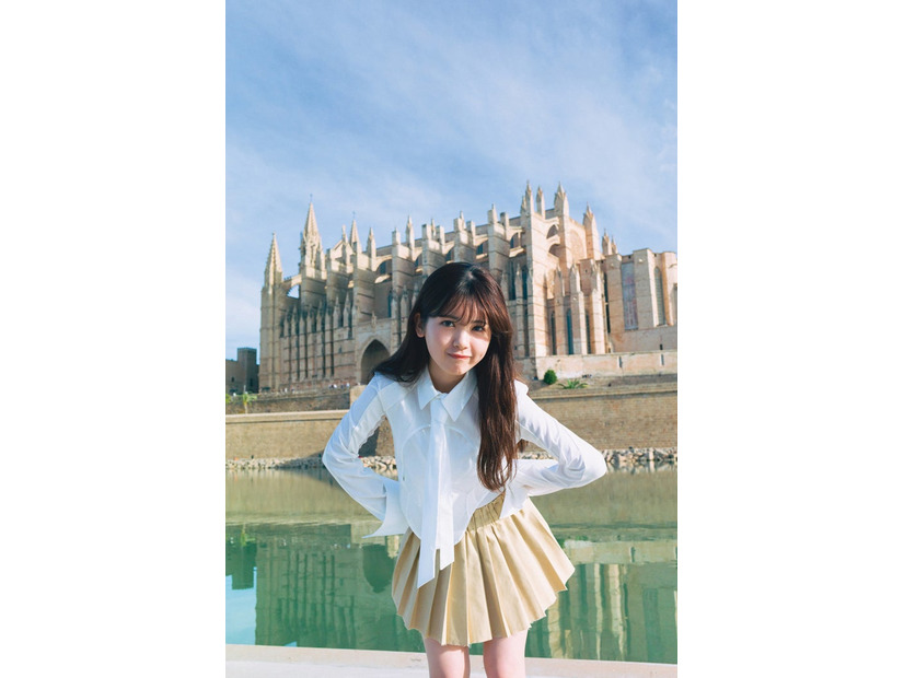 筒井あやめ 1st写真集「感情の隙間」より／撮影：細居幸次郎