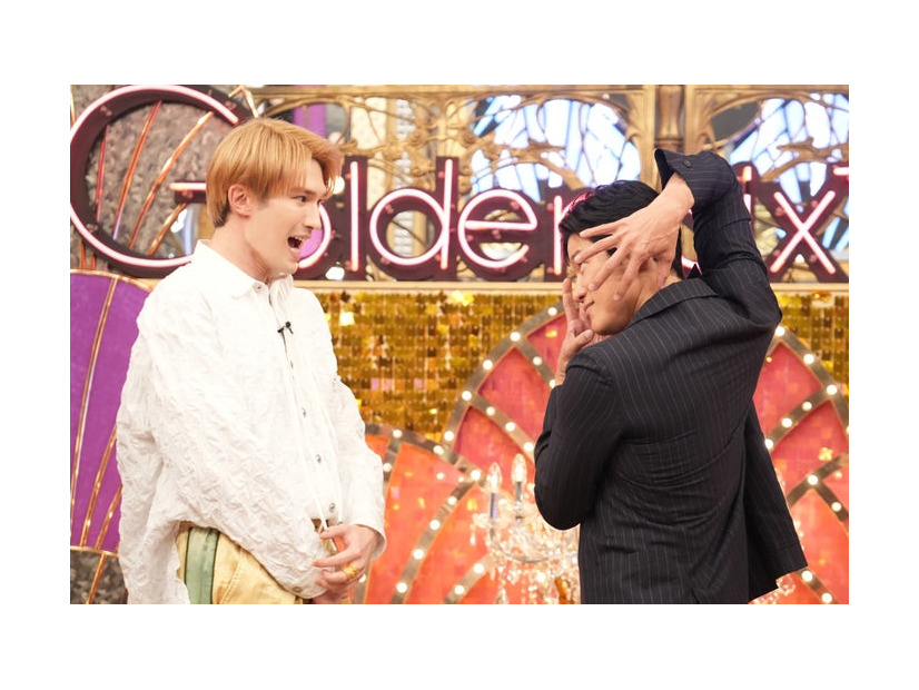 ジェシー、鈴木亮平（C）日本テレビ