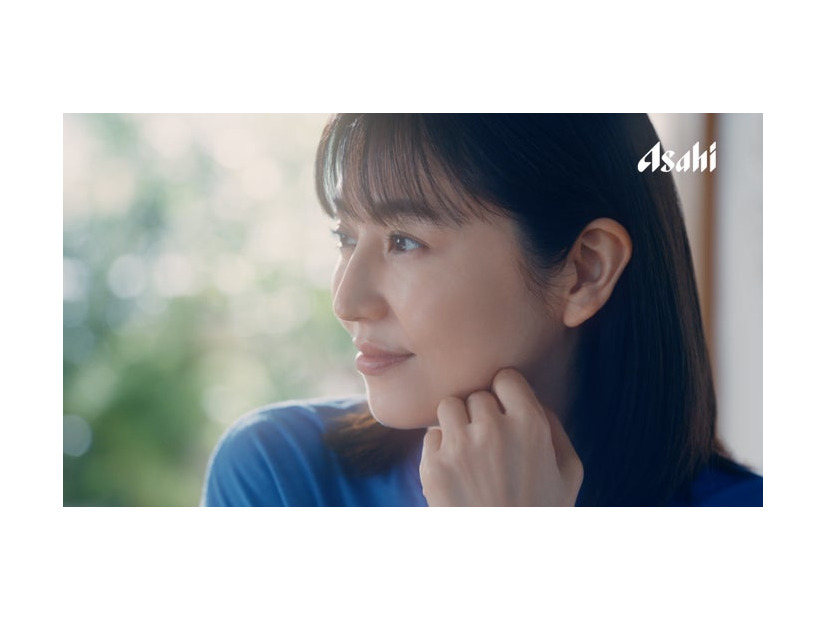 長澤まさみ／新TVCM「まなざし」編より（提供写真）