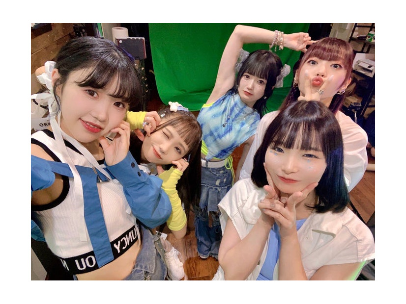 MANACLE公式Xより