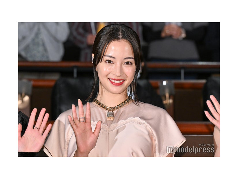 「片思い世界」大ヒット御礼舞台挨拶に出席した広瀬すず（C）モデルプレス