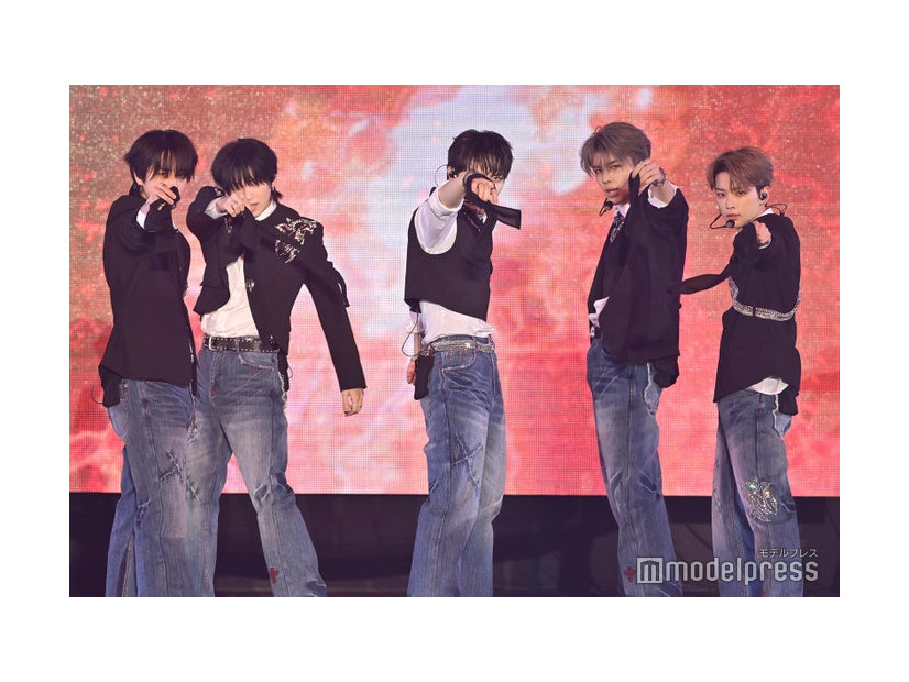 &TEAM（C）モデルプレス
