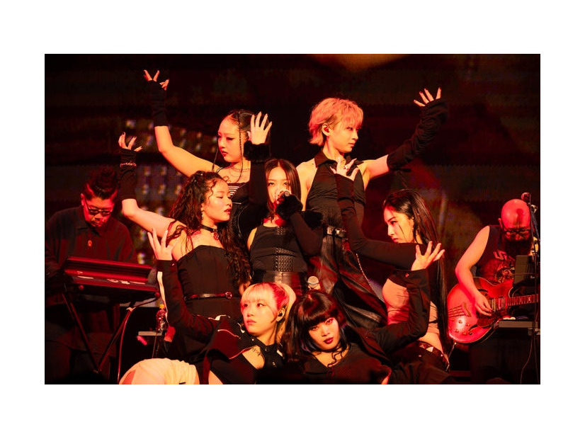 HANA／撮影：釘野孝宏（C）VIVA LA ROCK 2025 ALL RIGHTS RESERVED.