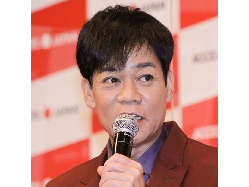 名倉潤、渡辺満里奈と寄り添った“結婚20周年”SHOTに反響「愛でいっぱい」「これからもお幸せに」