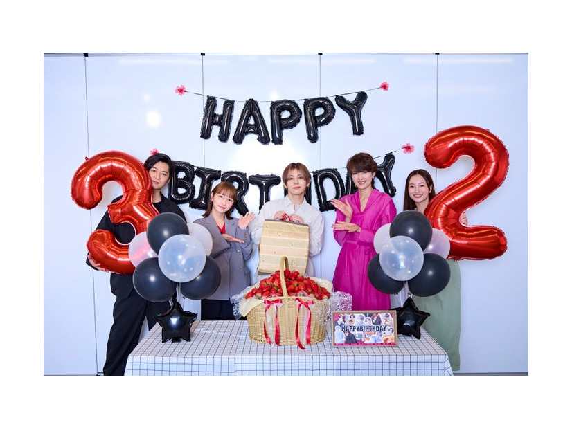 千葉雄大、川栄李奈、山田涼介、吉瀬美智子、華優希（C）日本テレビ