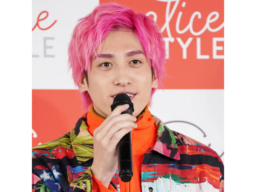 EXIT兼近大樹、34歳に！眼鏡をかけたバースデーSHOTに「ビジュ良すぎ」「かっこいい！！」の声