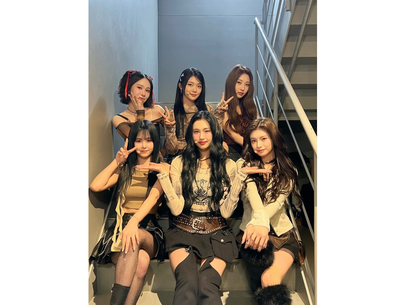 EVERGLOW　公式Xより