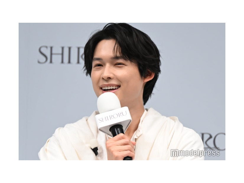 ◯×トークで全て〇を出してしまい×に謝る松村北斗（C）モデルプレス