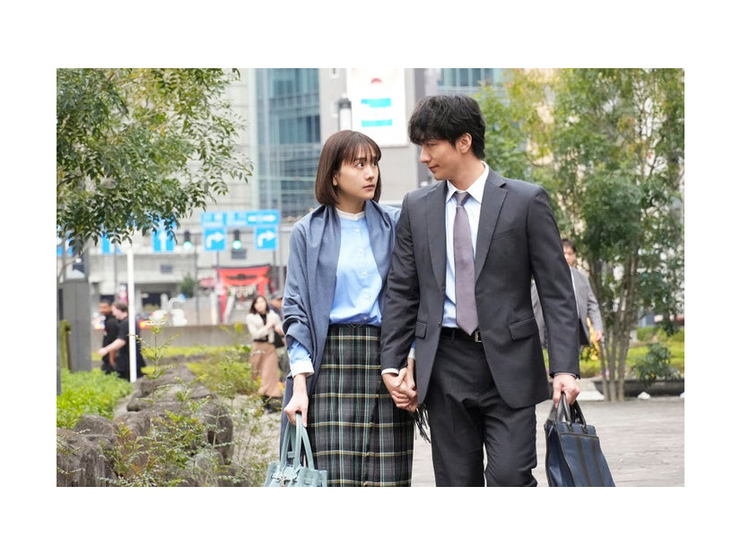 松井愛莉、大貫勇輔「子宮恋愛」第7話（C）ytv