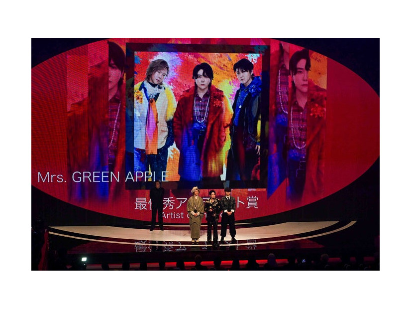 Mrs. GREEN APPLE（C）CEIPA／MUSIC AWARDS JAPAN2025
