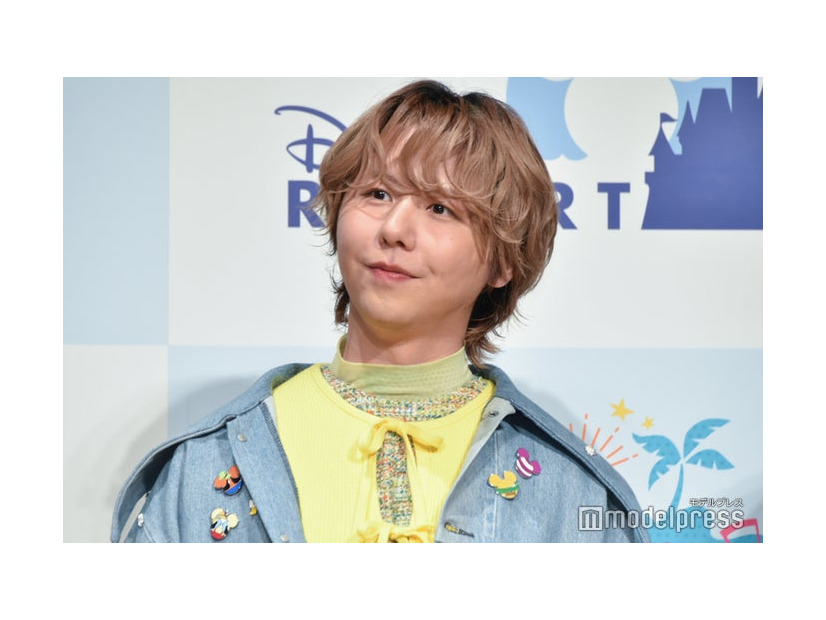 短髪の藤澤涼架（C）モデルプレス