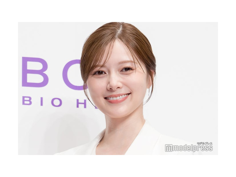 「BIOHEAL BOH 新アンバサダー就任発表会」に出席した白石麻衣（C）モデルプレス