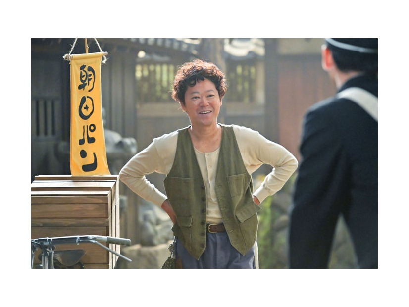 阿部サダヲ「あんぱん」場面写真（C）NHK