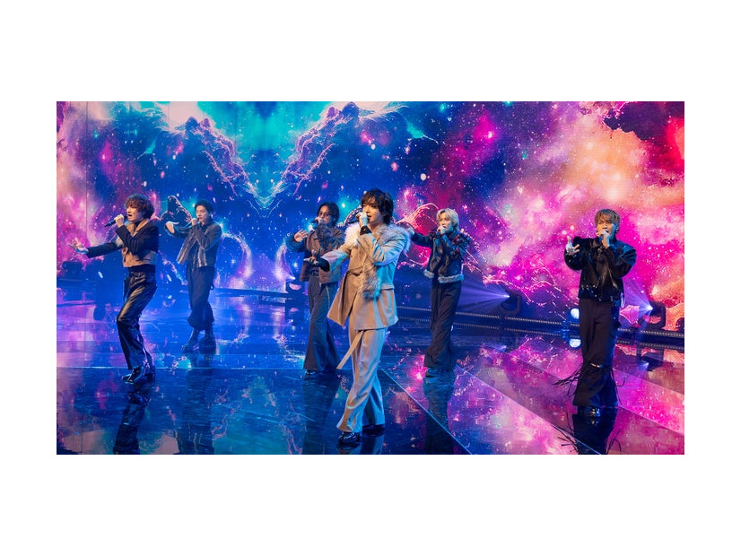 Kis-My-Ft2（C）Storm Labels Inc.