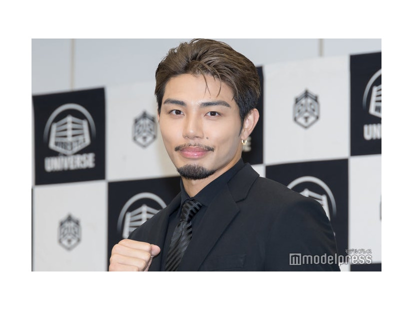 「DDTプロレス入団発表記者会見」に登場した武知海青（C）モデルプレス