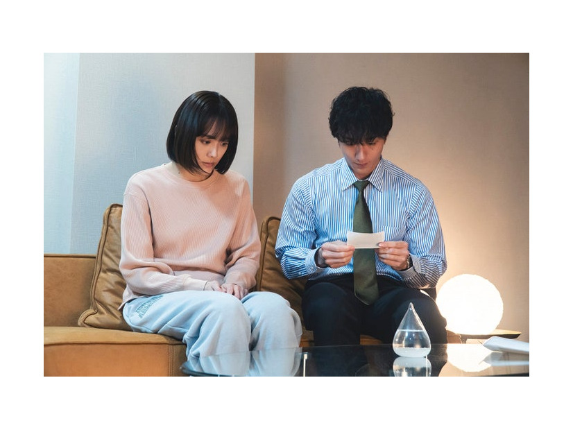松井愛莉、大貫勇輔「子宮恋愛」第9話（C）ytv