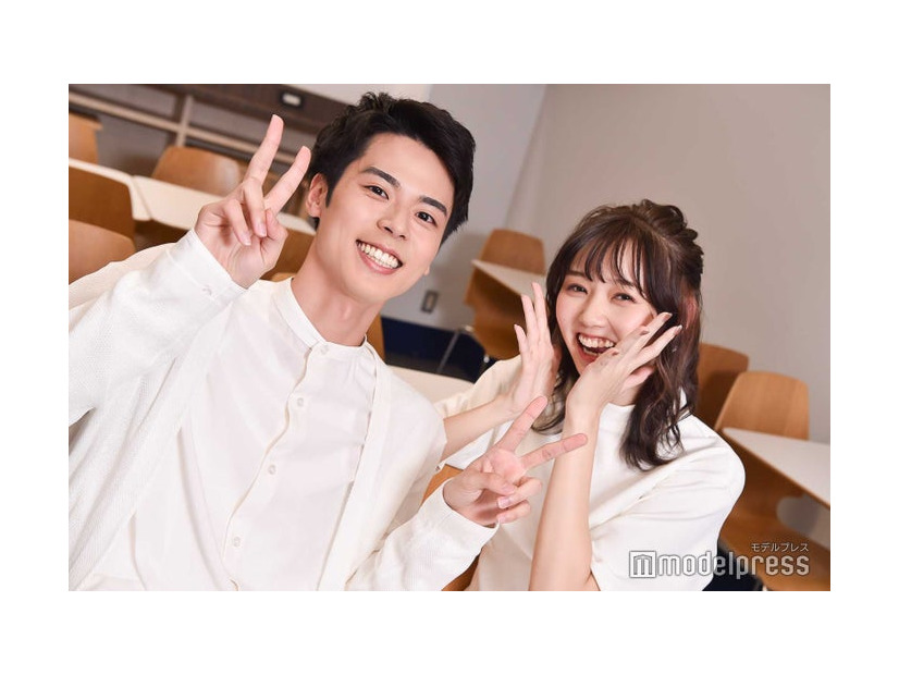 北條慶、江野沢愛美（C）モデルプレス