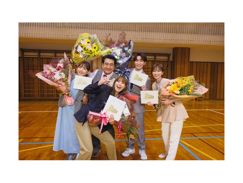 野呂佳代、小手伸也、広瀬アリス、渡辺翔太、岡崎紗絵（C）日本テレビ