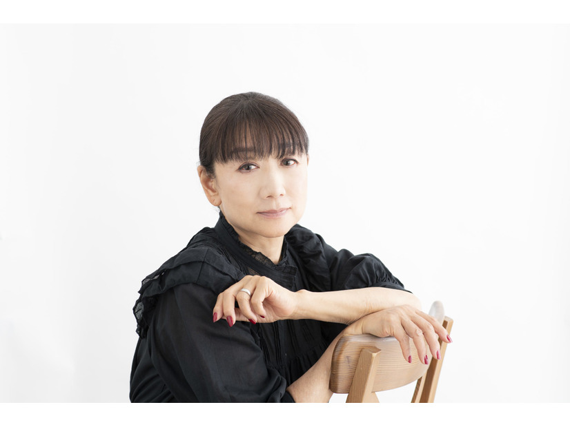 超激務ヘアメイク藤原美智子さんが「42歳で思い切って変えたこと」その顛末は？「顔も体も片側だけ引き攣った状態になるまで」働いて