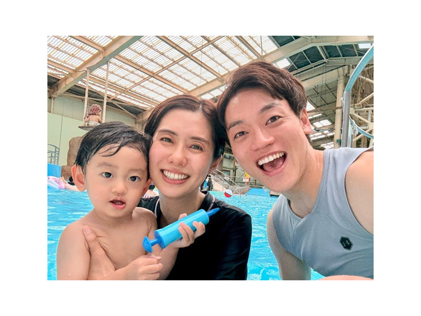 おばたのお兄さん、山崎アナ＆1歳息子と“ハワイアンズ”を満喫！フラガールにも感動「本当に素晴らしかった」