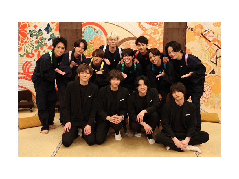 （後列左から）原嘉孝、橋本将生、猪俣周杜、篠塚大輝、松島聡、佐藤勝利、寺西拓人、菊池風磨（前列左から）薮宏太、八乙女光、知念侑李、伊野尾慧（C）フジテレビ