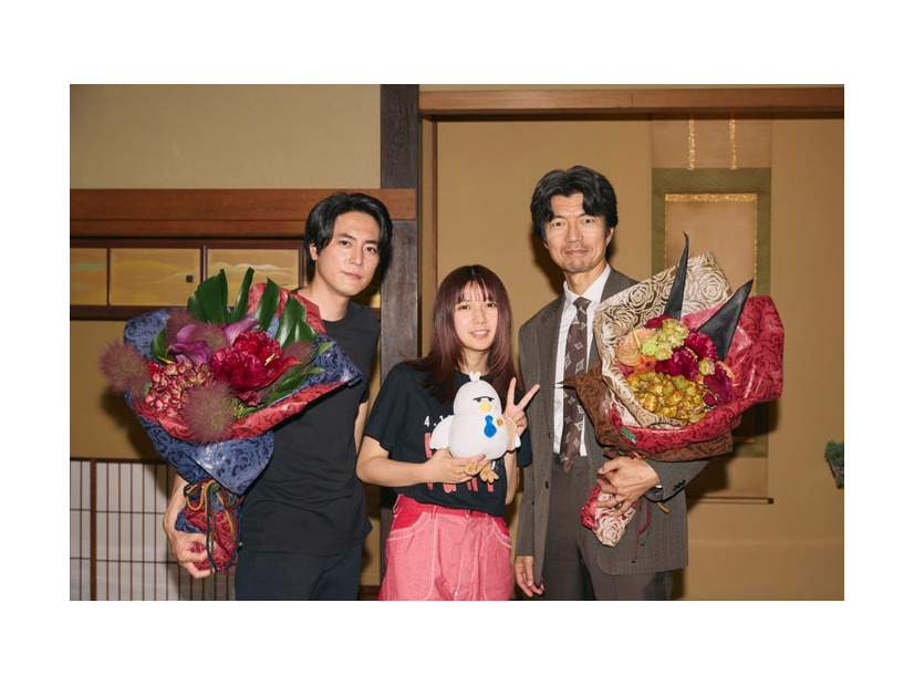 間宮祥太朗、上白石萌歌、仲村トオル（C）TBS