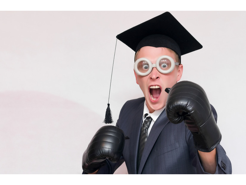 勉強漬けで「対人スキルを身につけぬまま」東大に進学した弊害か？人間関係のトラブル、東大生の独特すぎる解消法とは
