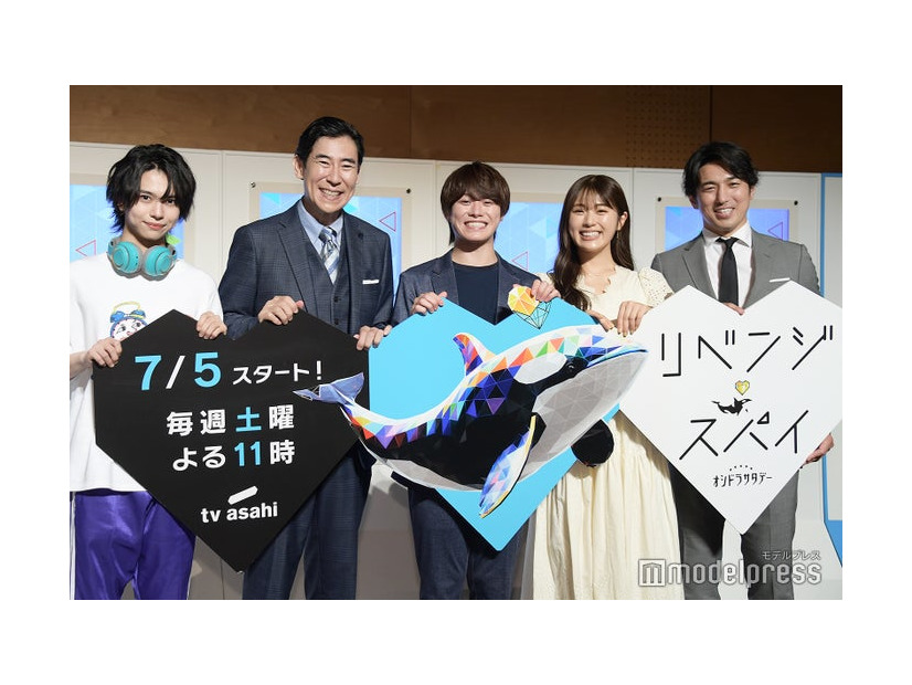 （左から）織山尚大、高嶋政伸、大橋和也、渋谷凪咲、高橋光臣（C）モデルプレス
