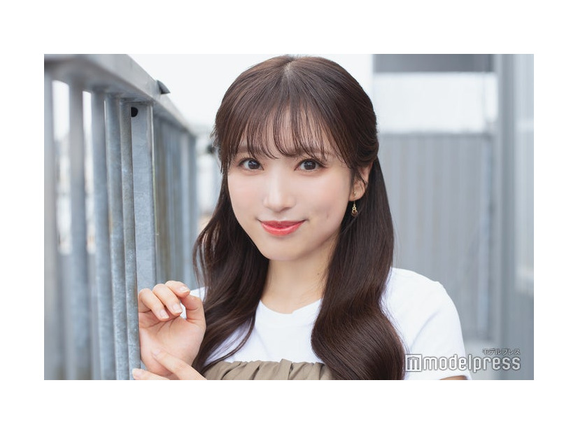モデルプレスのインタビューに応じた矢吹奈子（C）モデルプレス