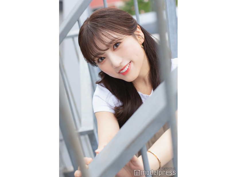 モデルプレスのインタビューに応じた矢吹奈子（C）モデルプレス