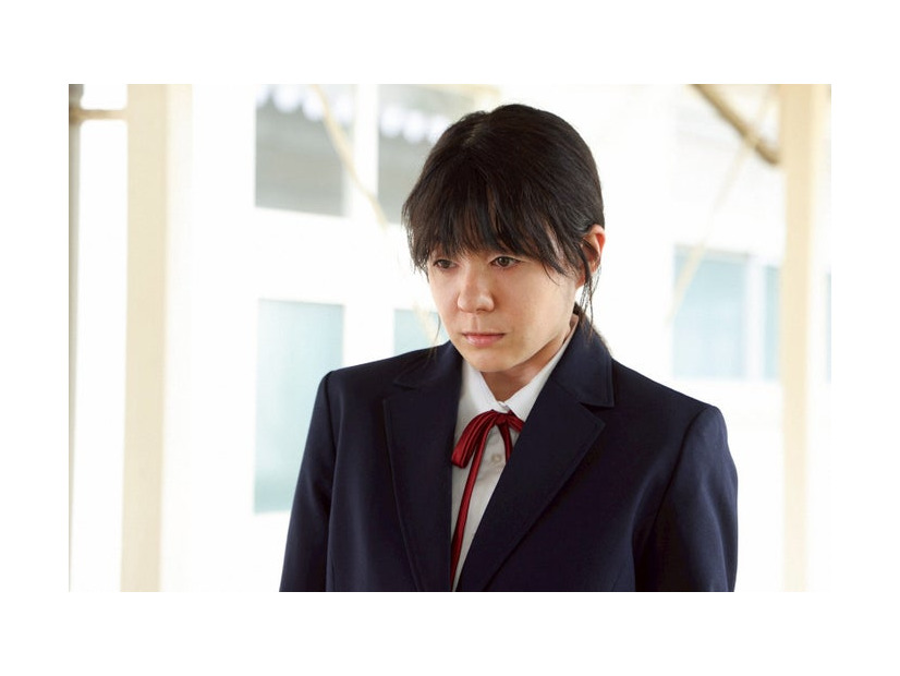 トリンドル玲奈「レプリカ 元妻の復讐」第1話（C）テレビ東京