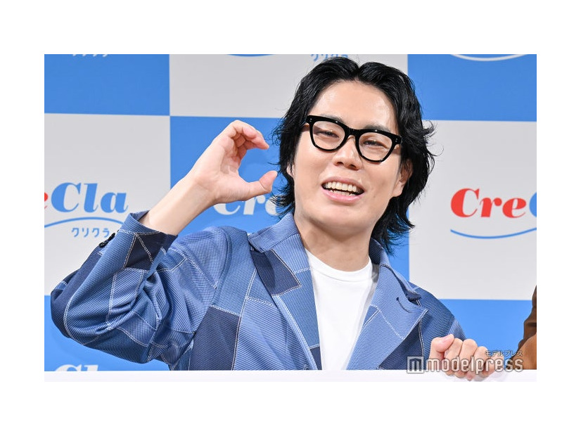 宅配水の制定記念イベントに出席した高⽐良くるま（C）モデルプレス