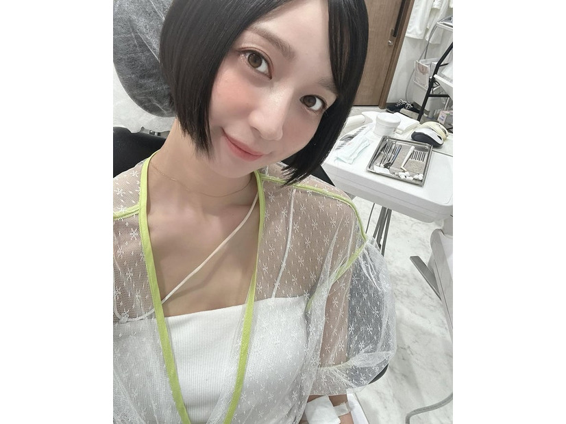 芹那Instagramより