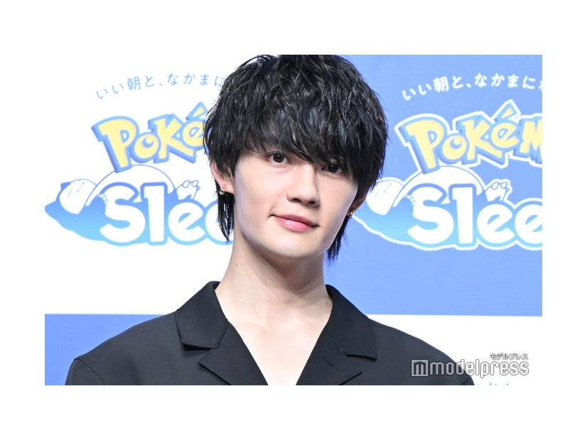 『ポケモンスリープ』配信記念イベントに出席した佐野勇斗（C）モデルプレス