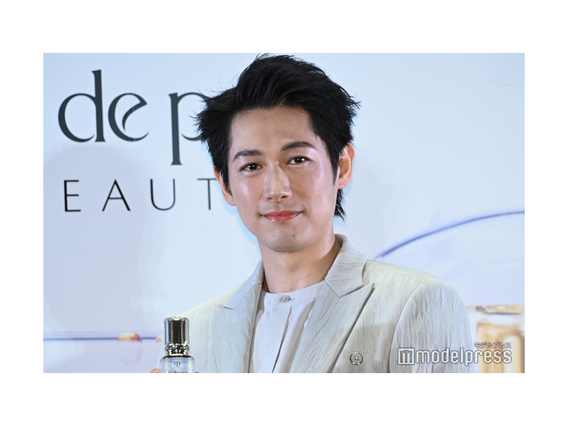 「クレ・ド・ポー ボーテ POPUPイベント」フォトコールに登壇したディーン・フジオカ（C）モデルプレス